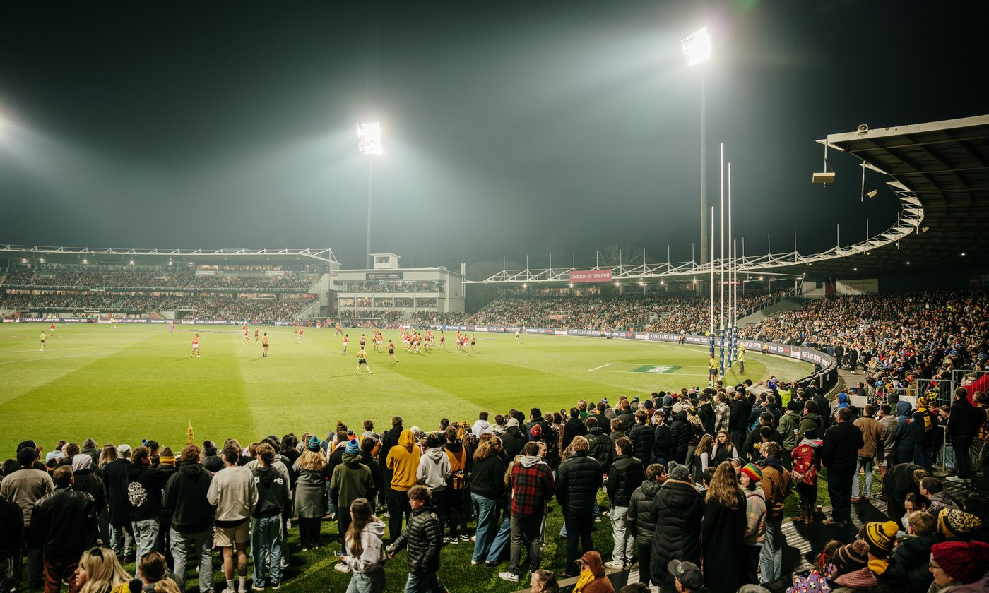 BrandTasmania Hawks 14th June - 98